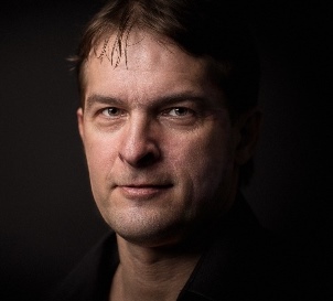 Chris-1.jpg